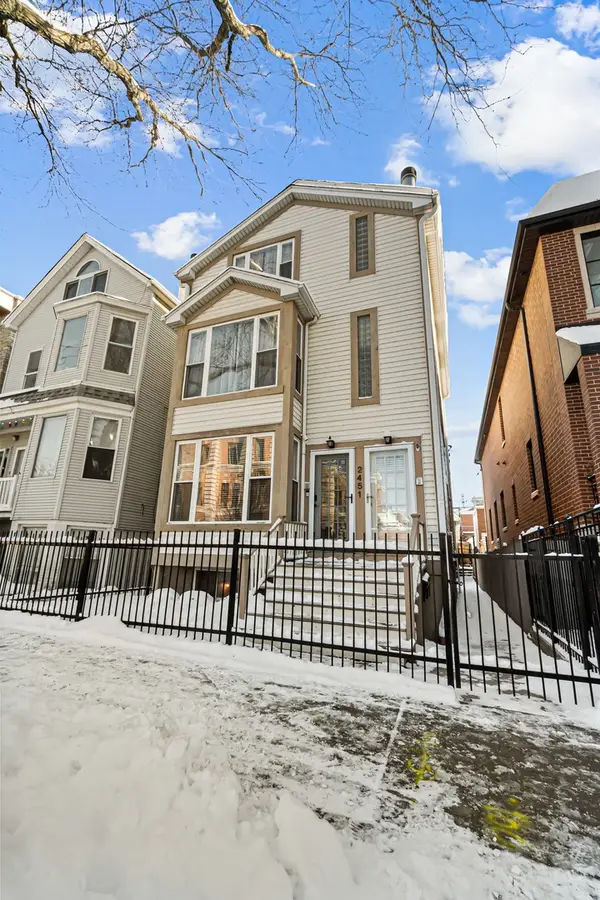 Address Withheld By Seller, Chicago, IL 60614