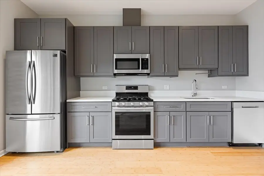 3432 W Melrose Street, Chicago, IL 60618 - #2