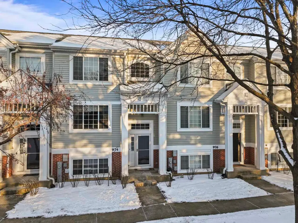 974 Mayfair Court, Elk Grove Village, IL 60007 - Image #1