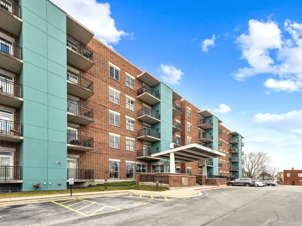9355 Irving Park Road #404, Schiller Park, IL 60176