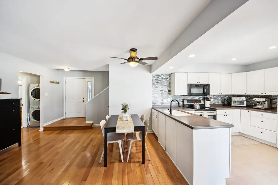 758 Chandler Road, Gurnee, IL 60031 - #3