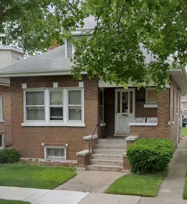 2532 Clinton Avenue, Berwyn, IL 60402