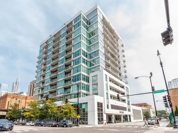 50 E 16th Street #814, Chicago, IL 60616