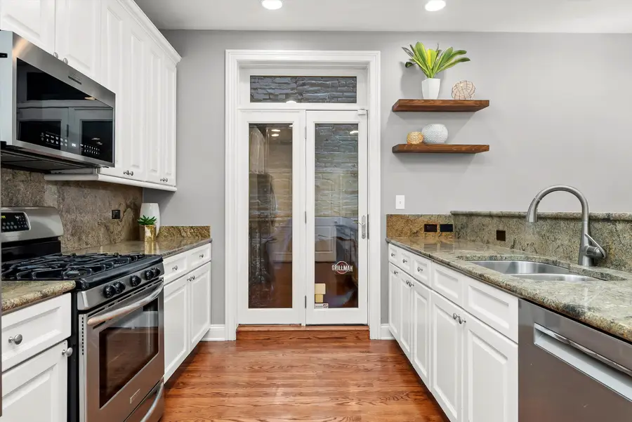 1116 W Hubbard Street #1E, Chicago, IL 60642 - Image #3