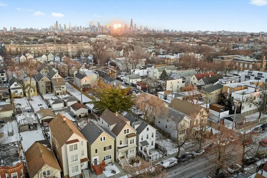 1731 N Central Park Avenue, Chicago, IL 60647 - Image #2