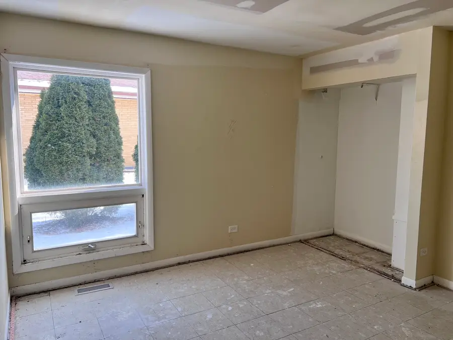 2940 Flossmoor Road, Flossmoor, IL 60422 - Image #3