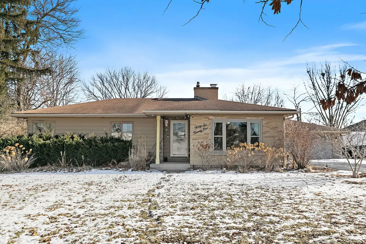 4621 Yender Avenue, Lisle, IL 60532 - Image #1