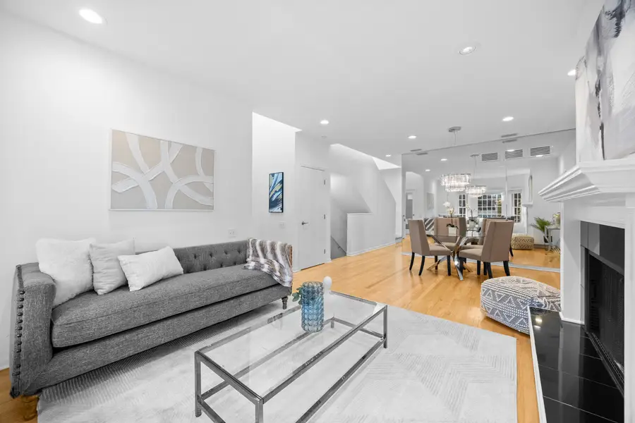 2304 N Greenview Avenue, Chicago, IL 60614 - Image #3