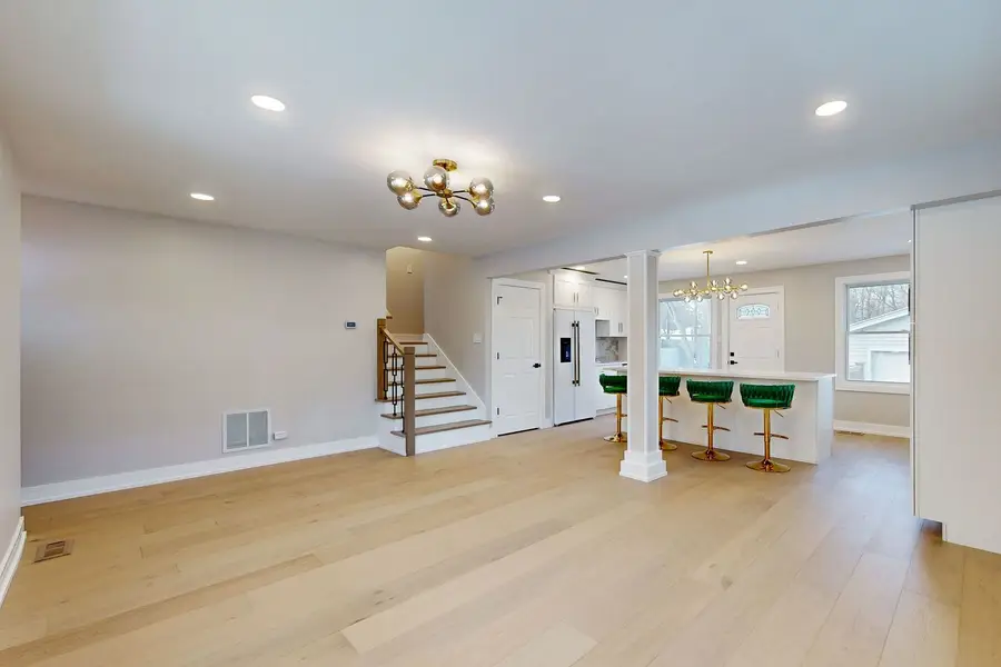 5504 Lyman Avenue, Downers Grove, IL 60516 - Image #3