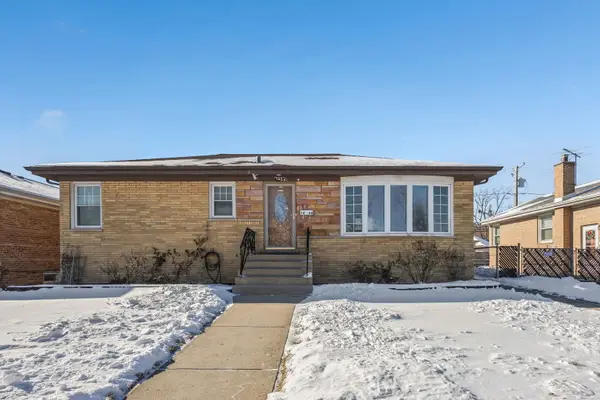 7424 Crawford Avenue, Skokie, IL 60076