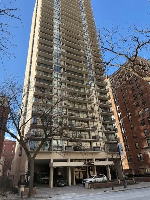 3150 N Sheridan Road #9A, Chicago, IL 60657