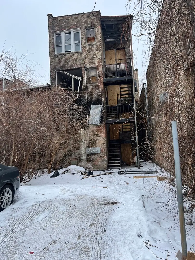 3827 W Fillmore Street, Chicago, IL 60624 - #2