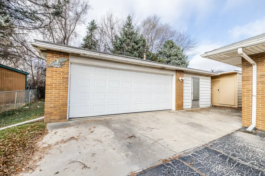 214 N Hunter Street, Thornton, IL 60476 - Image #3
