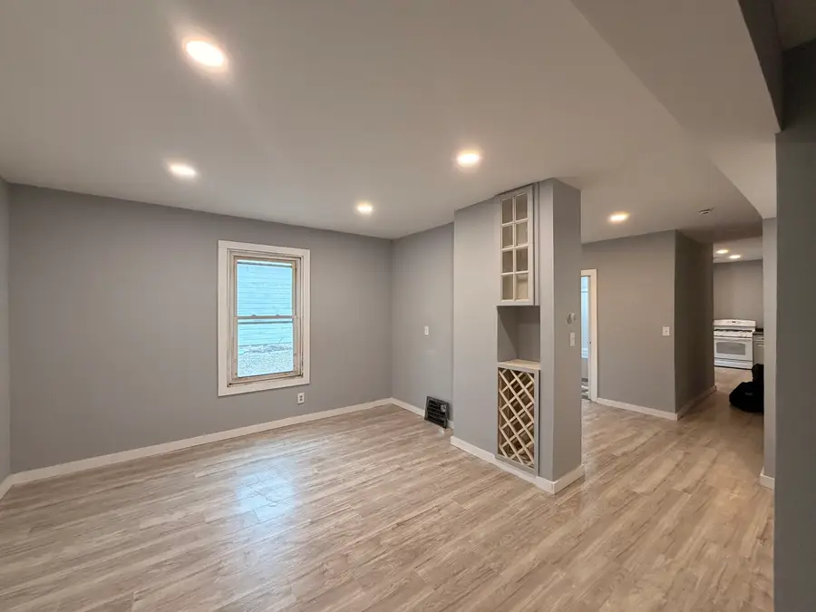 1024 S Warren Street, Peoria, IL 61605 - Image #2