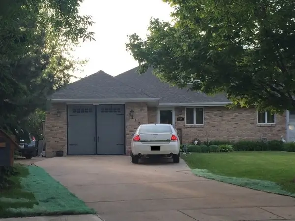 217 Huntington Court, Shorewood, IL 60404