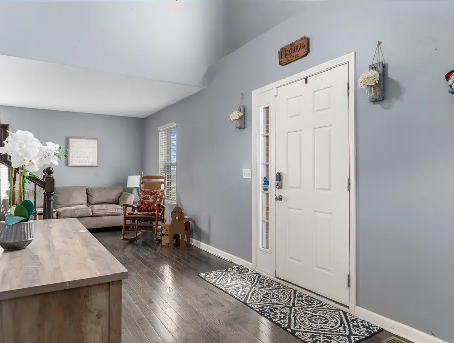 1802 Oxford Way, Joliet, IL 60431 - Image #2