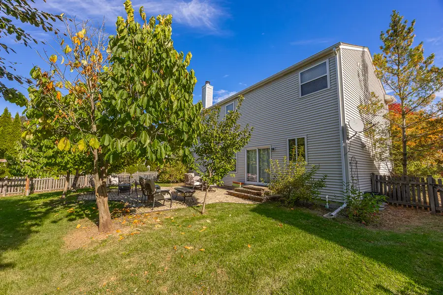 133 N Cranberry Street, Bolingbrook, IL 60490 - Image #2