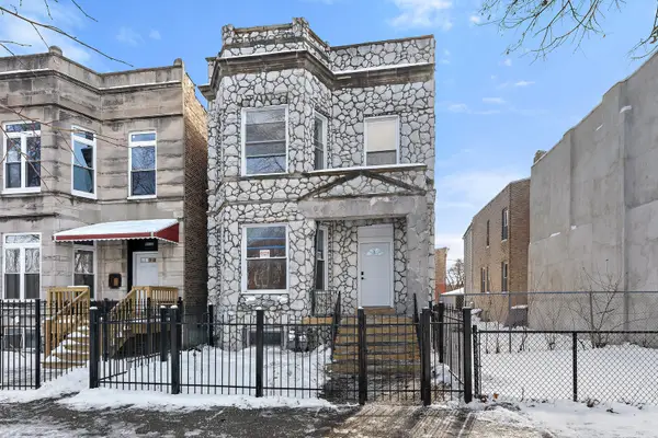 4321 W Maypole Avenue, Chicago, IL 60624