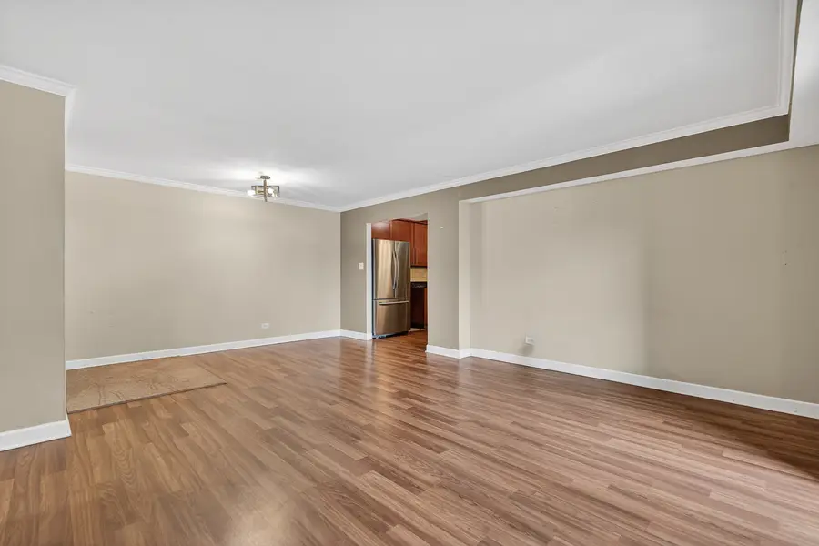 700 Perrie Drive #207, Elk Grove Village, IL 60007 - Image #3