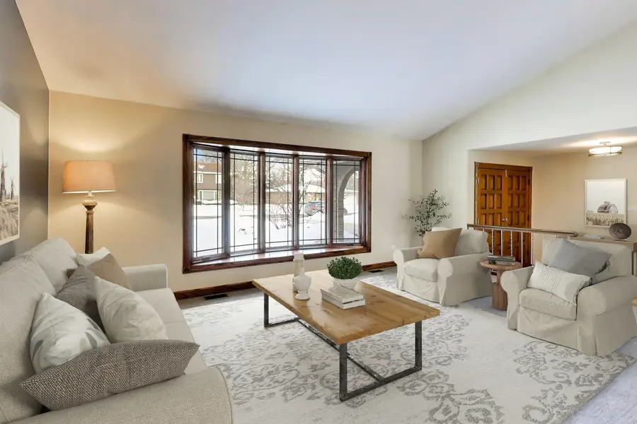 16W671 89th Place, Willowbrook, IL 60527 - Image #2