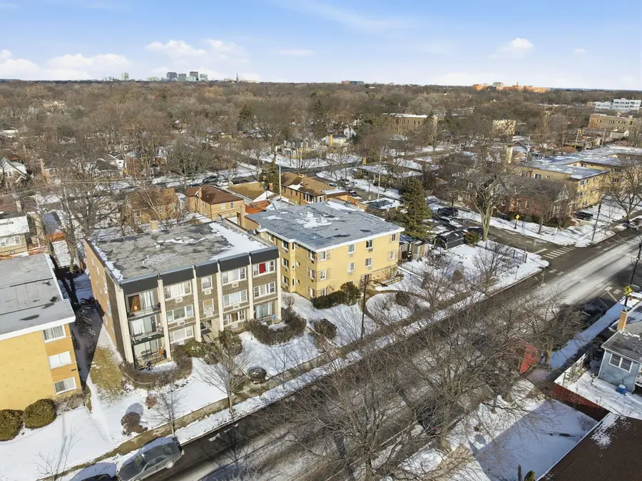 1609 Howard Street #2, Evanston, IL 60202 - Image #3