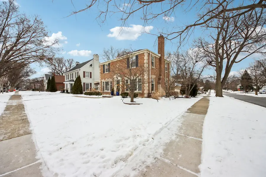 175 S Fairview Avenue, Elmhurst, IL 60126 - #3