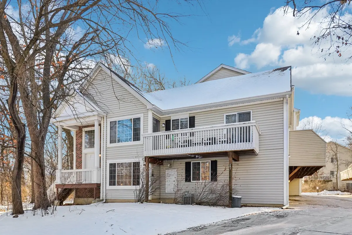 241 W Whispering Oaks Lane, Round Lake, IL 60073 - Image #1