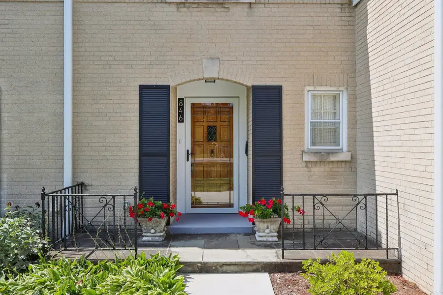 846 Wagner Road, Glenview, IL 60025 - #2