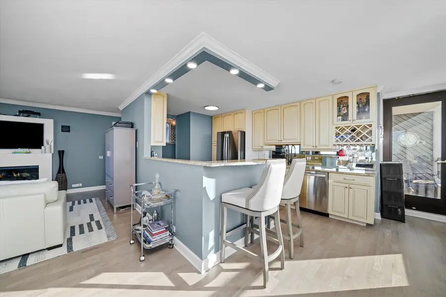 1030 N State Street #34B, Chicago, IL 60610 - Image #3