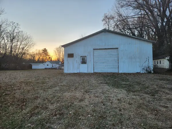 319 S 1st Street, Mt Vernon, IL 62864