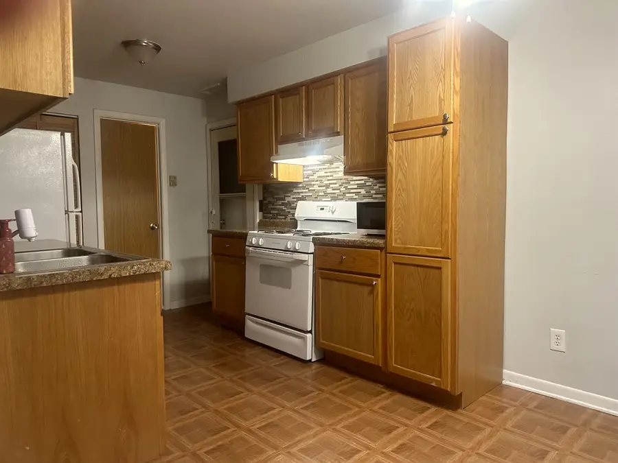 19539 116th Avenue #B, Mokena, IL 60448 - Image #2