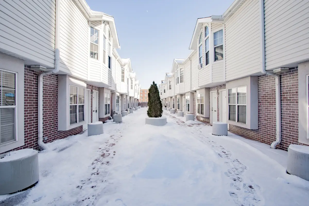 5039 Warren Street, Skokie, IL 60077 - Image #1