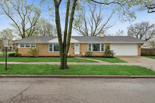 701 Peterson Avenue, Park Ridge, IL 60068