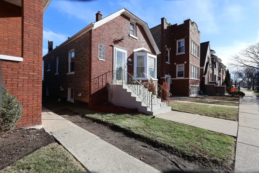 5409 S Sawyer Avenue, Chicago, IL 60632 - #2