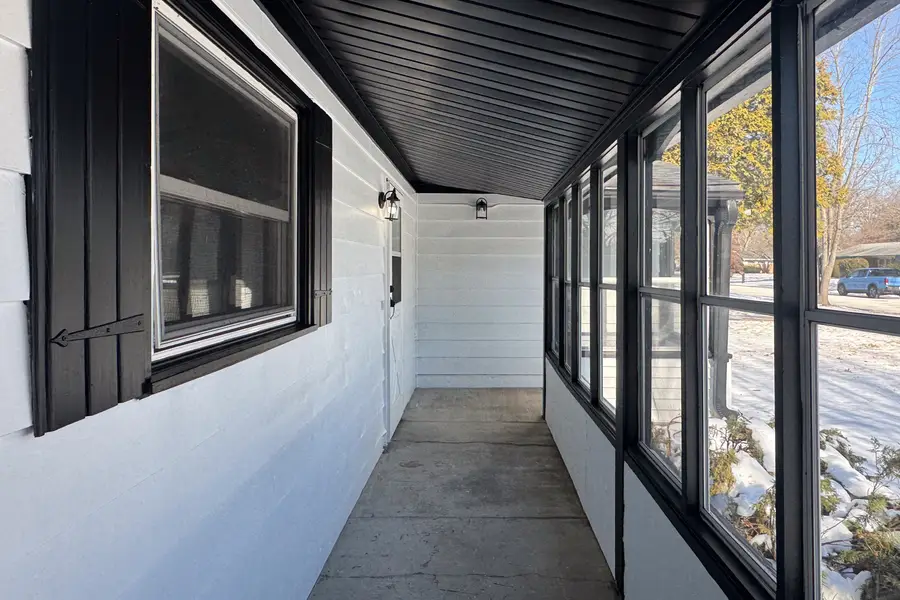 1424 Comanche Drive, Rockford, IL 61107 - Image #2