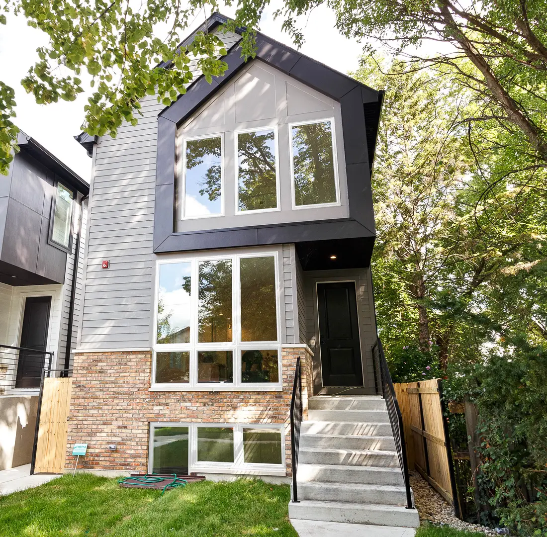 3304 W Cuyler Avenue, Chicago, IL 60618 - Image #1