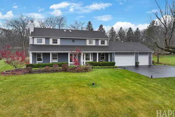 3025 Fox Court, Crystal Lake, IL 60012