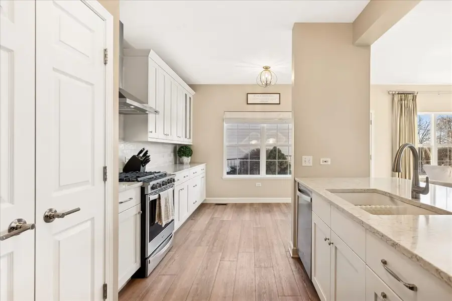 2646 Cobblestone Drive, Crystal Lake, IL 60012 - Image #2