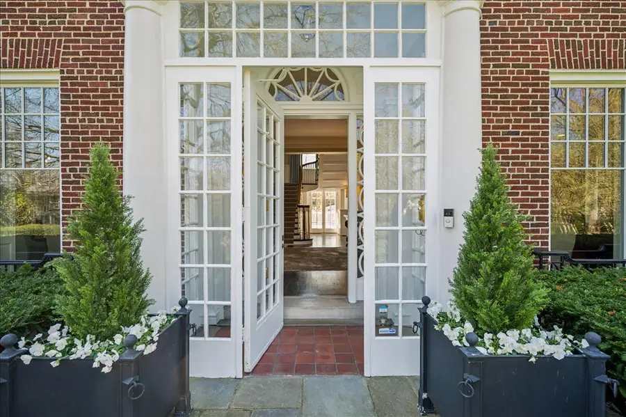 Address Withheld By Seller, Winnetka, IL 60093 - #3