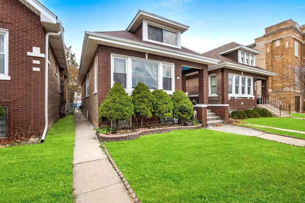 2420 S 61st Avenue, Cicero, IL 60804 - Image #1