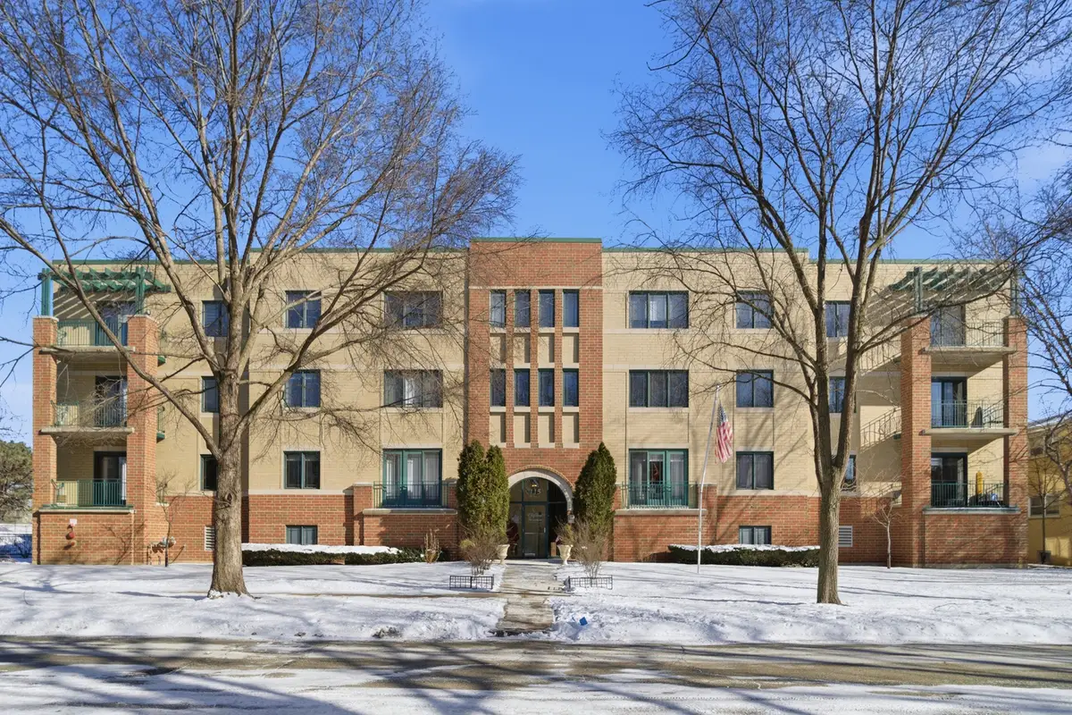 115 N Clifton Avenue #103, Park Ridge, IL 60068 - Image #1