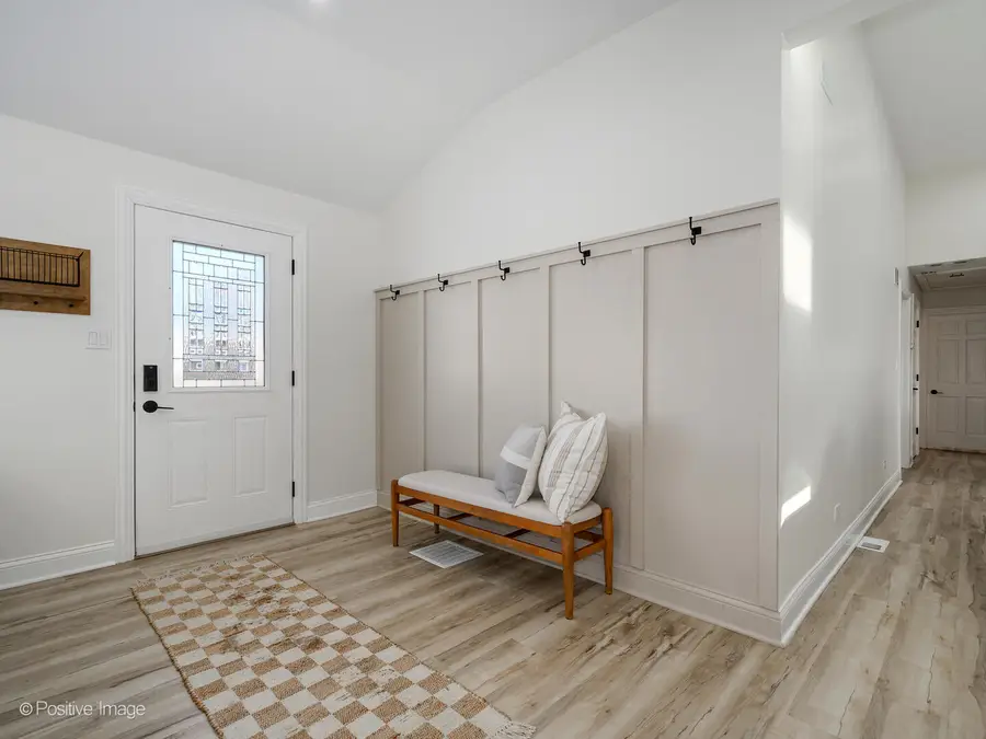 10630 S Keeler Avenue, Oak Lawn, IL 60453 - #2