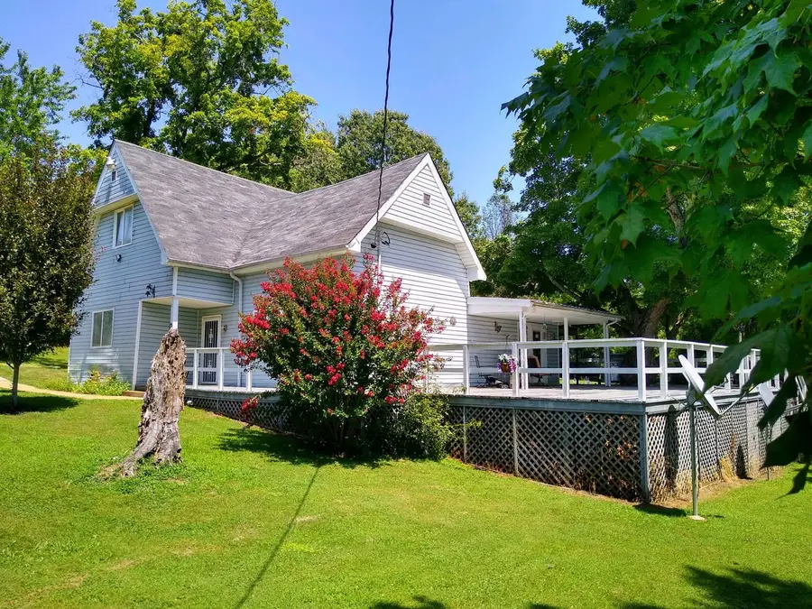 125 Central Hill Road, Grantsburg, IL 62943 - #2