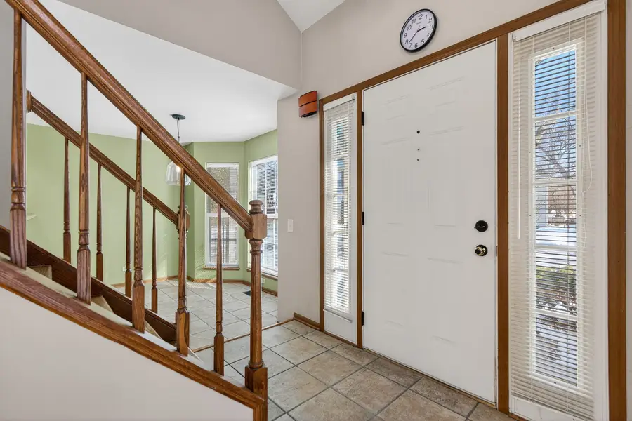 1089 Quaker Hill Court #1089, Elgin, IL 60120 - Image #2