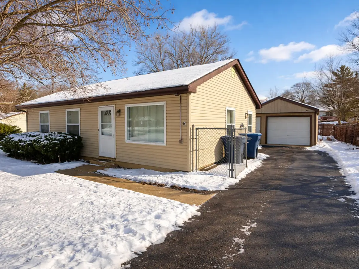 37093 N Il Route 59 Highway, Lake Villa, IL 60046 - Image #1