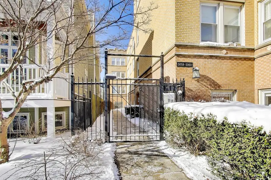 5060 N Claremont Avenue #3W, Chicago, IL 60625 - Image #2