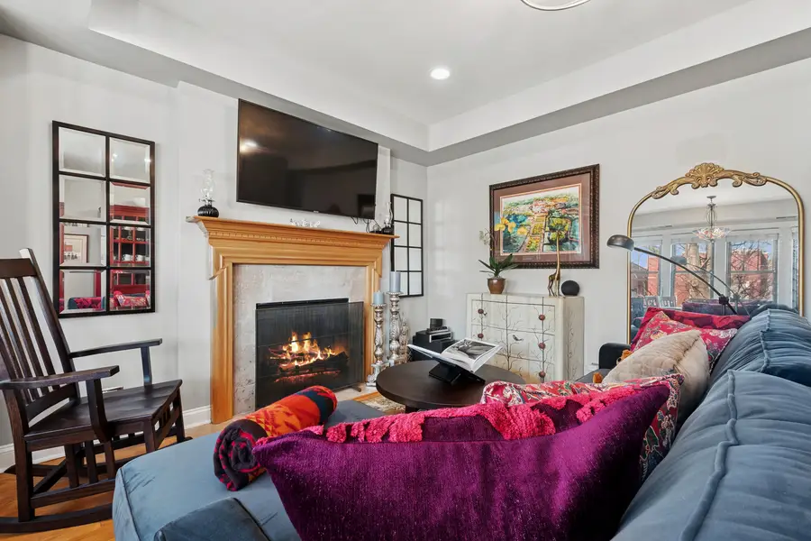 1949 W Birchwood Avenue #2, Chicago, IL 60626 - #3