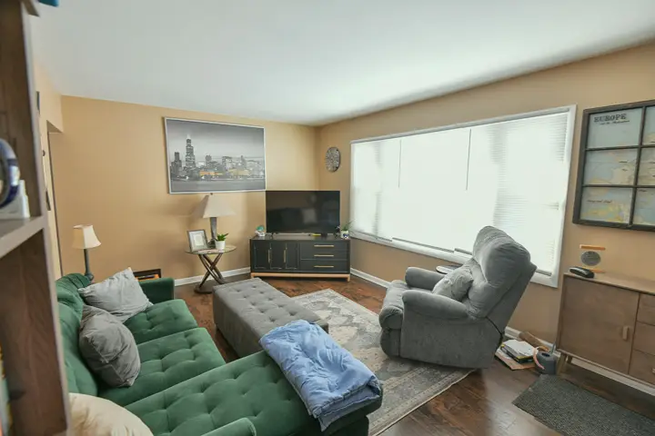 1612 Ferry Street, Waukegan, IL 60087 - Image #2