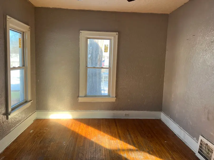 1214 W Brons Avenue, Peoria, IL 61604 - Image #2