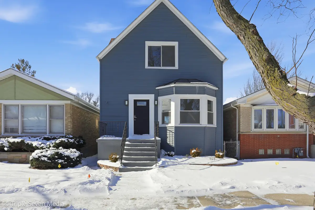 3002 Wesley Avenue, Berwyn, IL 60402 - Image #1